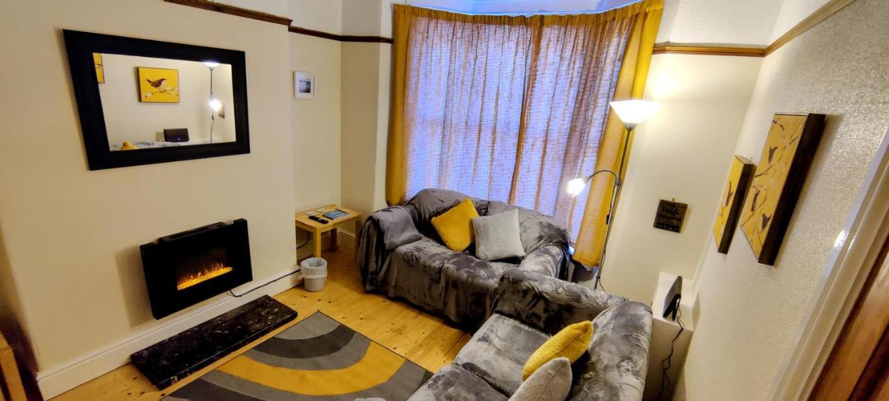 הוילה קולווין ביי Rhubarb Terrace On The Coast - Sleeps 1-6 מראה חיצוני תמונה