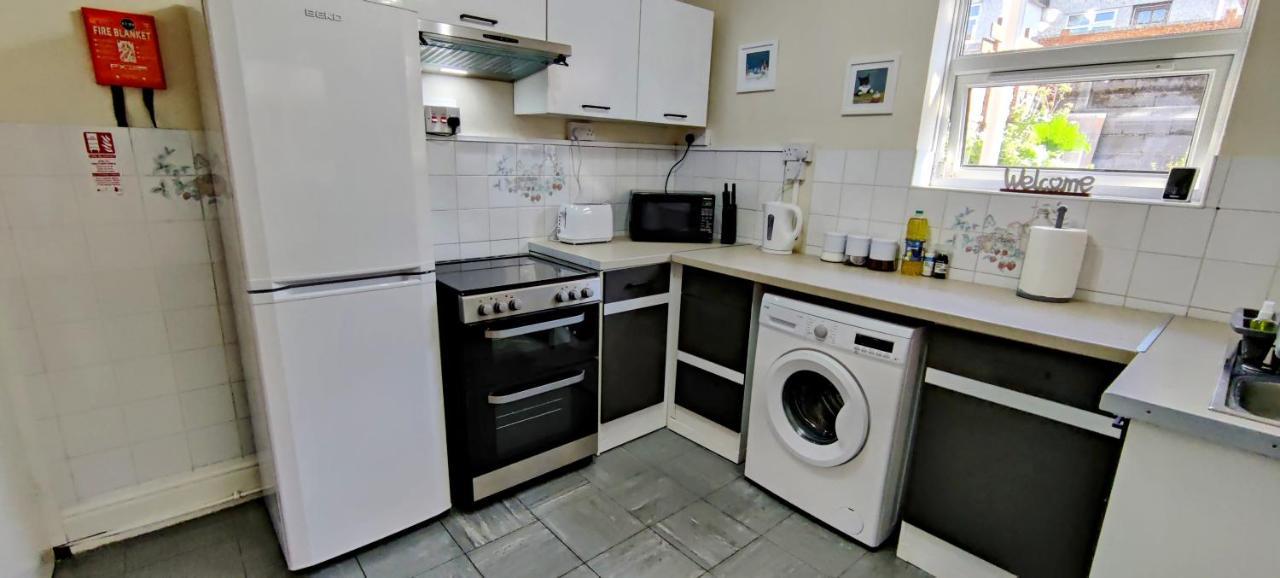 הוילה קולווין ביי Rhubarb Terrace On The Coast - Sleeps 1-6 מראה חיצוני תמונה